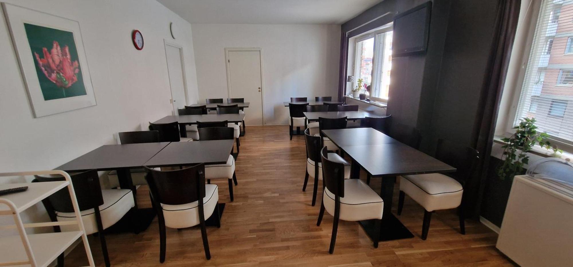 Hotel Drott 3*